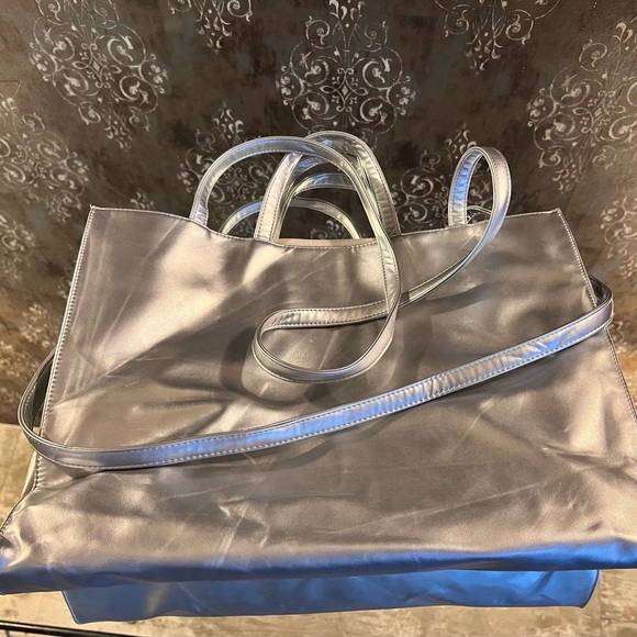 Telfar Silver Large Shopping Bag - Picture 11 of 12